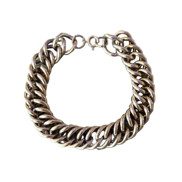 Vintage Jewelry - Vintage Chain Link Gold Toned Bracelet